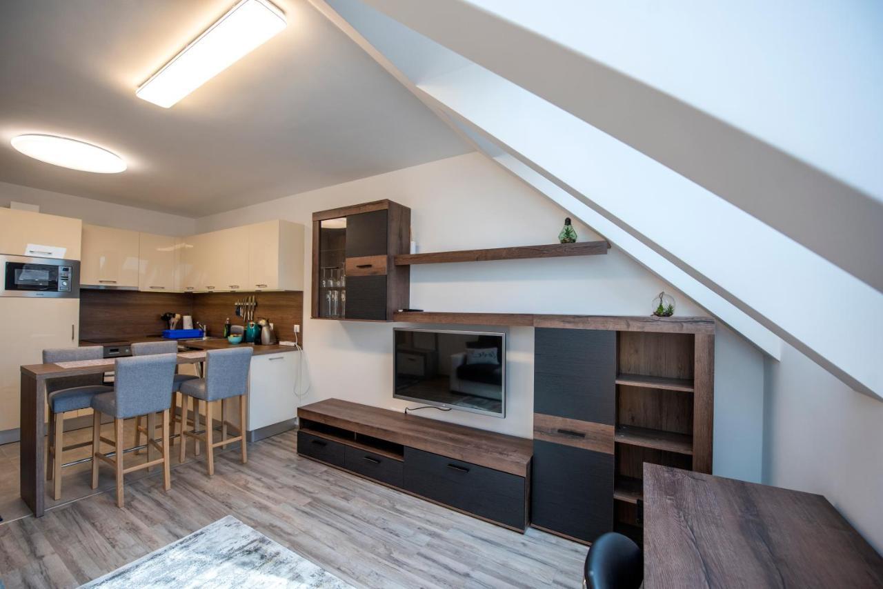 Zsuka Apartman Free Parking Πετς Εξωτερικό φωτογραφία